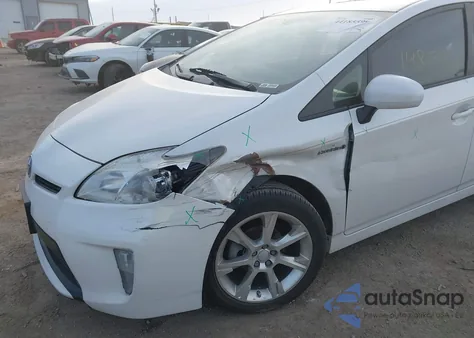 2014 Toyota Prius Three из США, поврежденный, VIN JTDKN3DU8E0370659